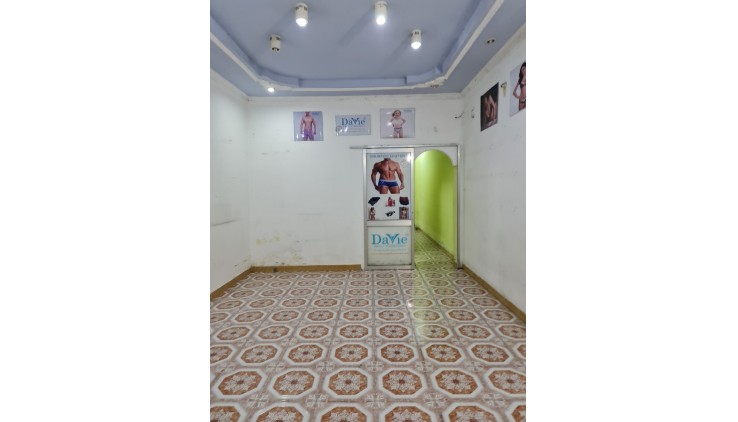 Cho thuê nhà mặt tiền NGAY CHỢ TÂN HƯƠNG 80m2, 1Lầu, 15Triệu